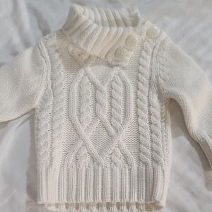 Old Navy Ivory Cable Knit Turtleneck Sweater